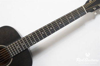 YM-02 - Black